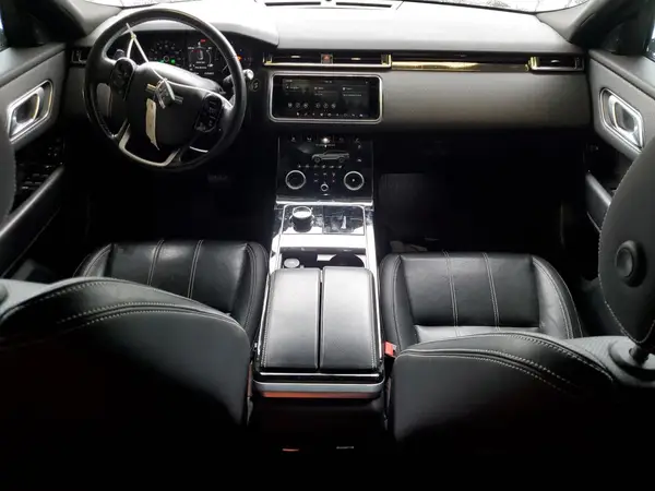 SALYB2RN0JA731524 2018 LAND ROVER RANGE ROVER VELAR - Image 8