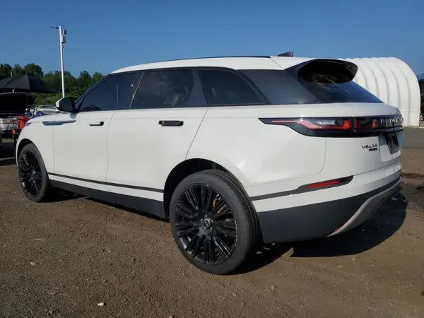 SALYB2RN1JA755475 2018 LAND ROVER RANGE ROVER VELAR - Image 2