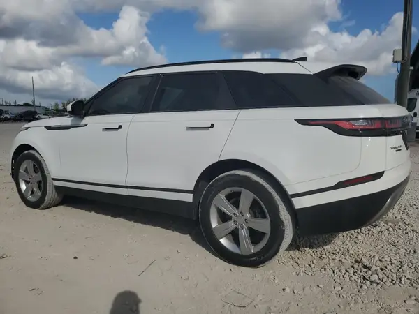 SALYB2RN1JA772101 2018 LAND ROVER RANGE ROVER - Image 2
