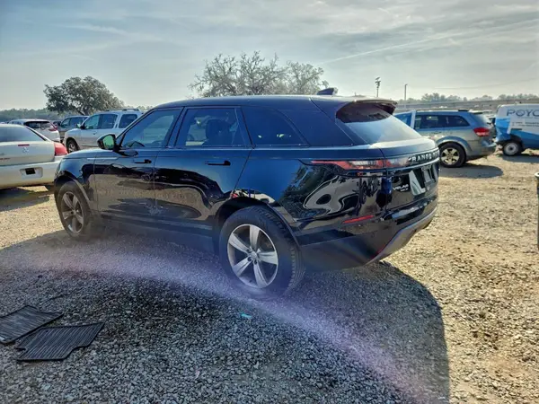 SALYB2RN6JA713965 2018 LAND ROVER RANGE ROVER VELAR - Image 2