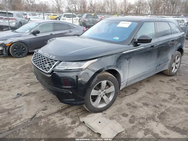 SALYB2RN8JA727771 2018 LAND ROVER RANGE ROVER VELAR - Image 2