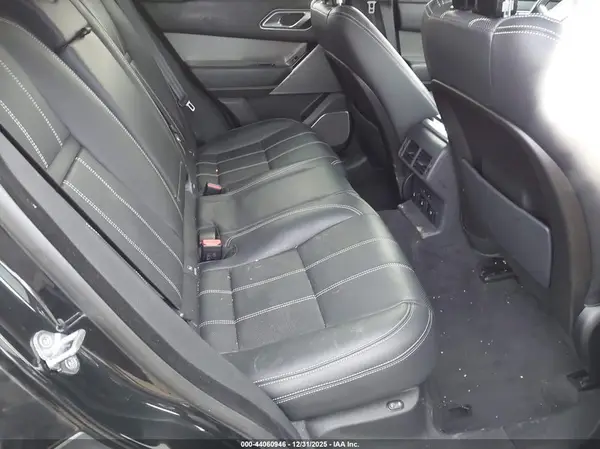 SALYB2RN8JA727771 2018 LAND ROVER RANGE ROVER VELAR - Image 8
