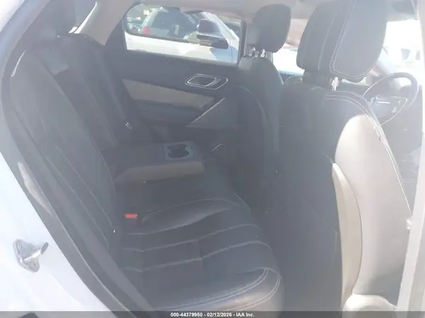 SALYB2RN8JA735997 2018 LAND ROVER RANGE ROVER VELAR - Image 8