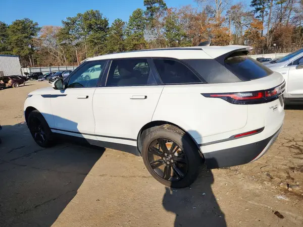 SALYB2RN9JA735104 2018 LAND ROVER RANGE ROVER - Image 2
