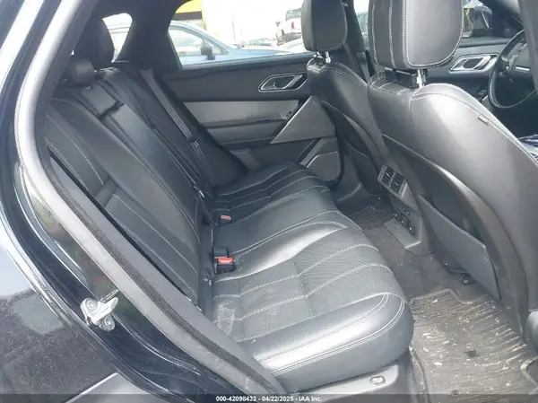 SALYB2RN9JA744630 2018 LAND ROVER RANGE ROVER VELAR - Image 8