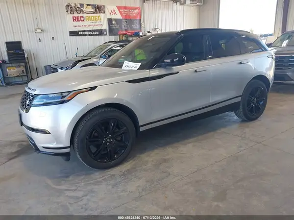 SALYB2RN9JA768006 2018 LAND ROVER RANGE ROVER VELAR - Image 2