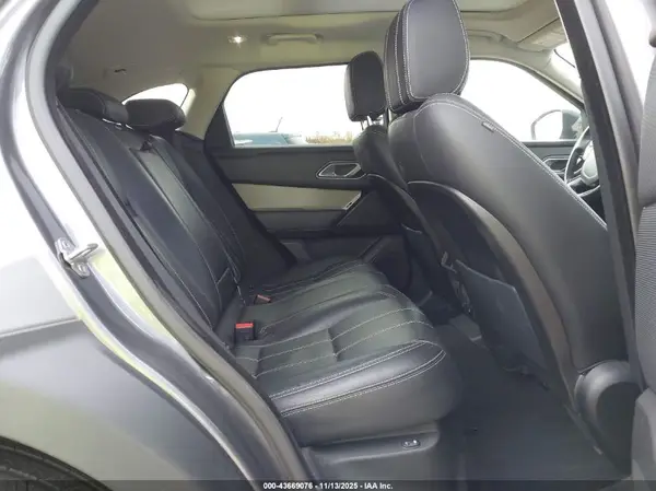 SALYB2RV0JA714755 2018 LAND ROVER RANGE ROVER VELAR - Image 8