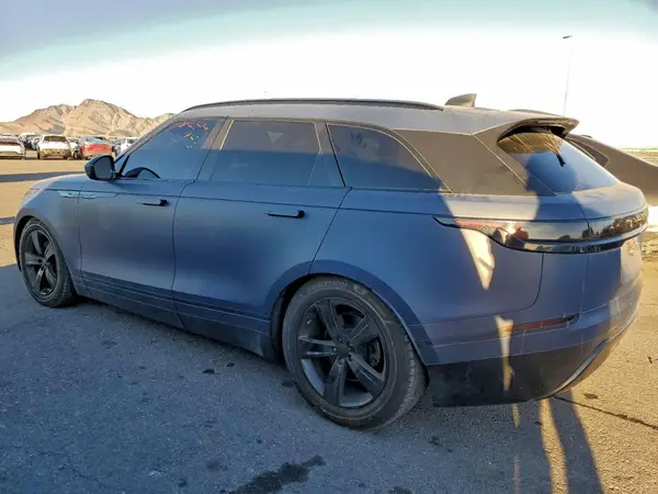 SALYB2RV1JA754228 2018 LAND ROVER RANGE ROVER VELAR - Image 2