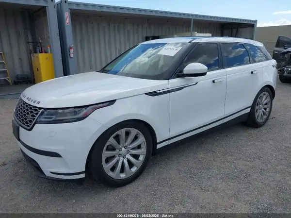 SALYB2RV2JA709704 2018 LAND ROVER RANGE ROVER VELAR - Image 2