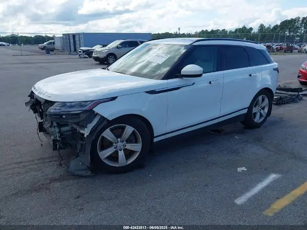 SALYB2RV2JA746977 2018 LAND ROVER RANGE ROVER VELAR - Image 2