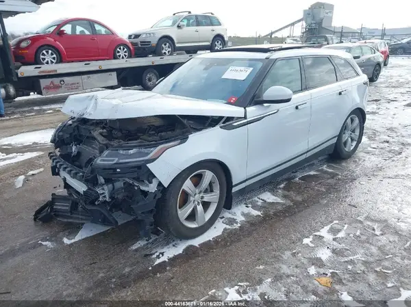 SALYB2RV3JA720128 2018 LAND ROVER RANGE ROVER VELAR - Image 2