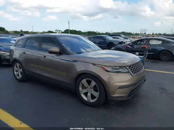 SALYB2RV4JA708585 2018 LAND ROVER RANGE ROVER VELAR - Image 1