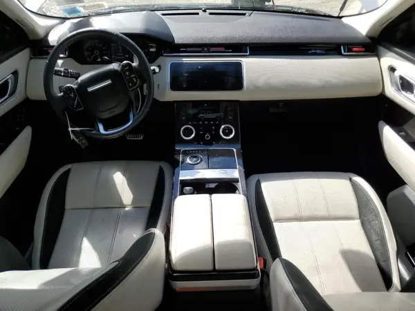 SALYB2RV5JA756533 2018 LAND ROVER RANGE ROVER VELAR - Image 8