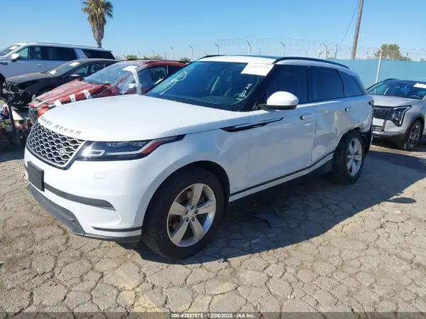 SALYB2RV5JA759352 2018 LAND ROVER RANGE ROVER VELAR - Image 2