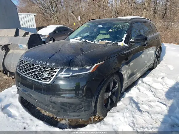 SALYB2RV6JA759652 2018 LAND ROVER RANGE ROVER VELAR - Image 2