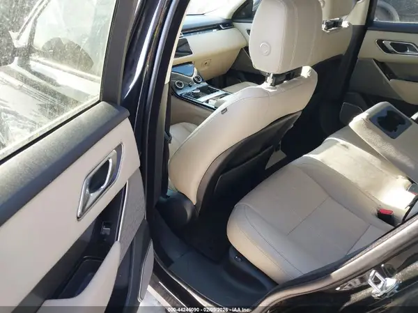 SALYB2RV6JA759652 2018 LAND ROVER RANGE ROVER VELAR - Image 8