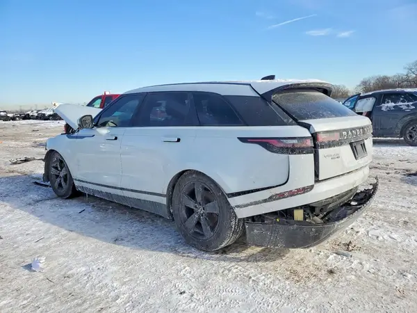 SALYB2RV7JA719242 2018 LAND ROVER RANGE ROVER VELAR - Image 2