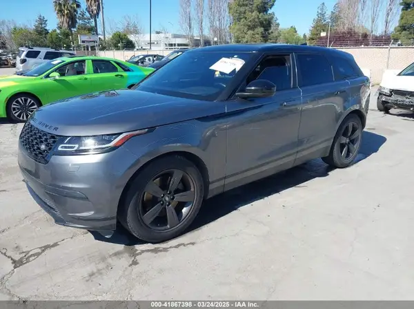 SALYB2RV7JA719788 2018 LAND ROVER RANGE ROVER VELAR - Image 2