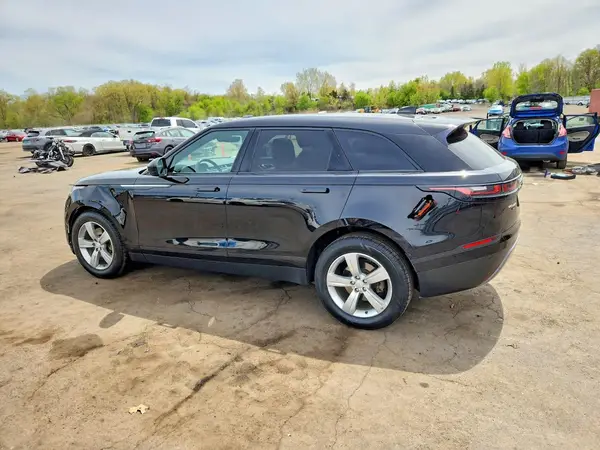 SALYB2RV8JA712932 2018 LAND ROVER RANGE ROVER - Image 2