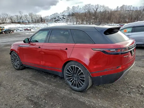 SALYB2RV8JA766487 2018 LAND ROVER RANGE ROVER VELAR - Image 2