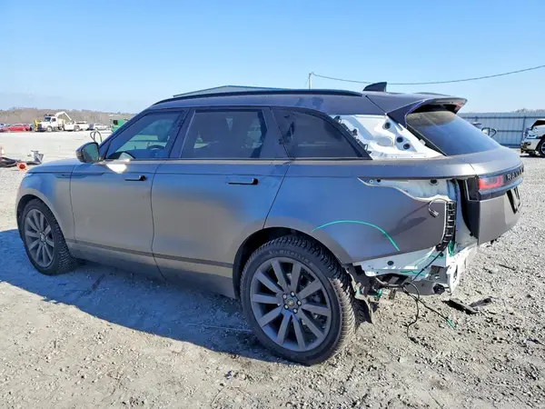 SALYB2RV9JA750671 2018 LAND ROVER RANGE ROVER VELAR - Image 2