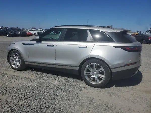 SALYB2RVXJA756625 2018 LAND ROVER RANGE ROVER VELAR - Image 2