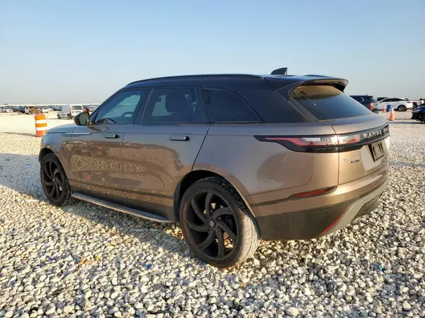 SALYB2RX0JA737468 2018 LAND ROVER RANGE ROVER VELAR - Image 2