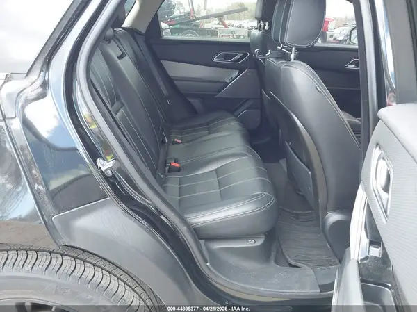 SALYB2RX0JA762077 2018 LAND ROVER RANGE ROVER VELAR - Image 8