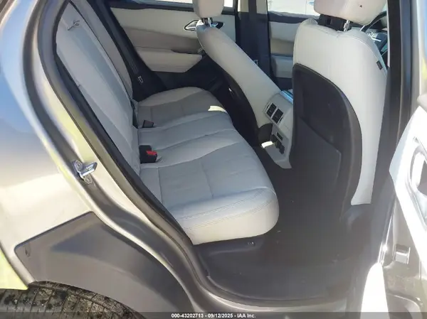 SALYB2RX1JA724633 2018 LAND ROVER RANGE ROVER VELAR - Image 8