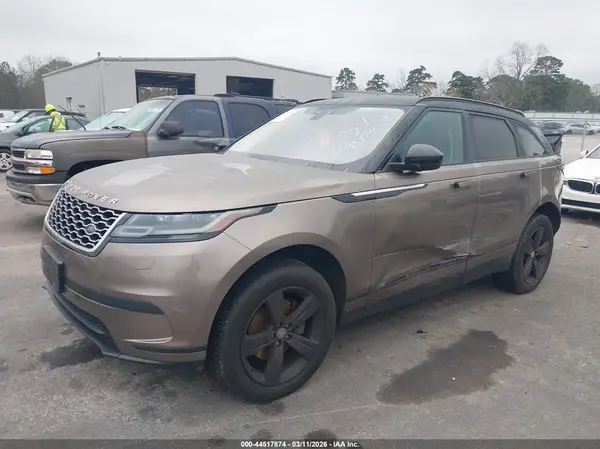 SALYB2RX1JA733560 2018 LAND ROVER RANGE ROVER VELAR - Image 2