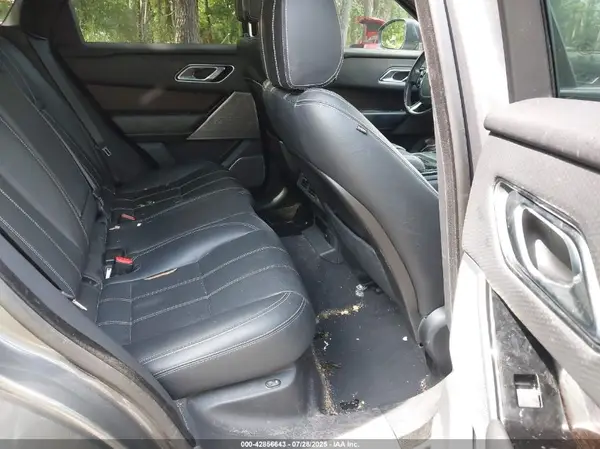 SALYB2RX2JA749329 2018 LAND ROVER RANGE ROVER VELAR - Image 8