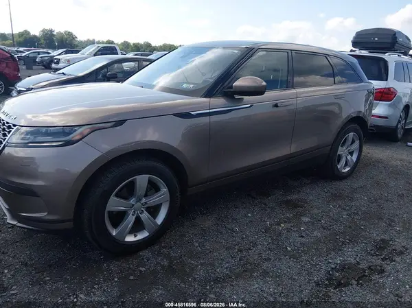 SALYB2RX3JA752496 2018 LAND ROVER RANGE ROVER VELAR - Image 2