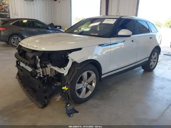 SALYB2RX4JA731706 2018 LAND ROVER RANGE ROVER VELAR - Image 2