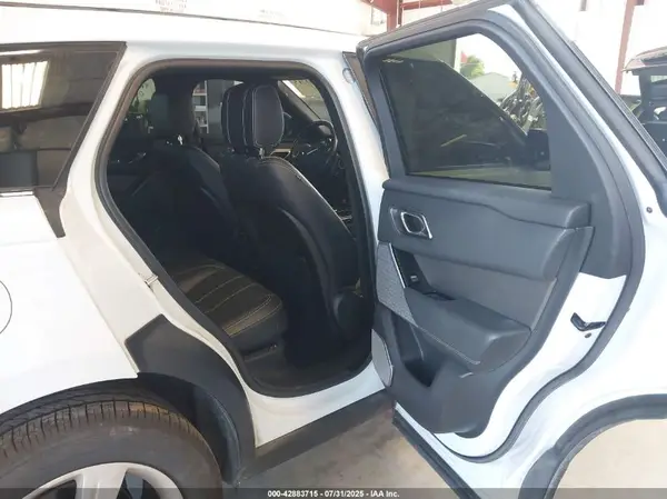 SALYB2RX4JA731706 2018 LAND ROVER RANGE ROVER VELAR - Image 8