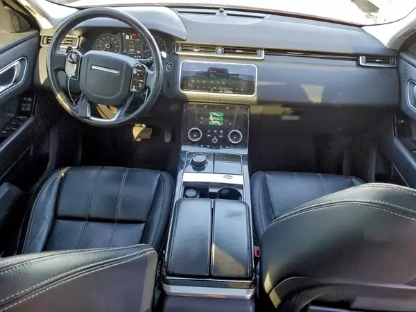 SALYB2RX5JA706099 2018 LAND ROVER RANGE ROVER VELAR - Image 8