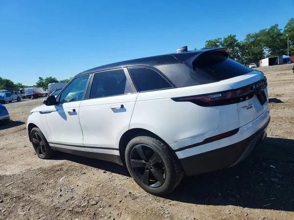 SALYB2RX5JA735716 2018 LAND ROVER RANGE ROVER VELAR - Image 2