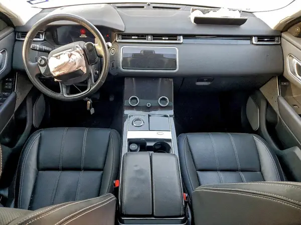SALYB2RX6JA736213 2018 LAND ROVER RANGE ROVER VELAR - Image 8