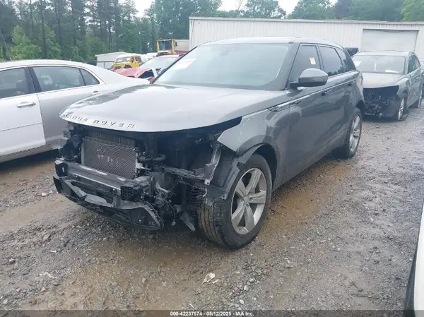 SALYB2RX7JA711885 2018 LAND ROVER RANGE ROVER VELAR - Image 2