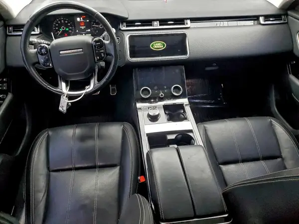 SALYB2RX7JA715001 2018 LAND ROVER RANGE ROVER VELAR - Image 8