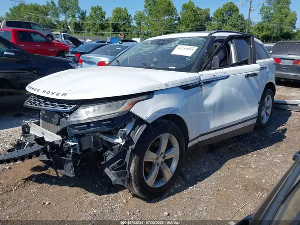 SALYB2RX7JA736155 2018 LAND ROVER RANGE ROVER VELAR - Image 2