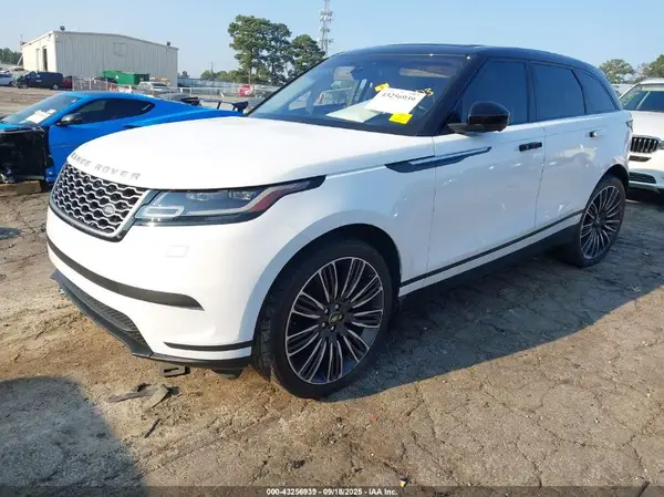 SALYB2RX8JA718439 2018 LAND ROVER RANGE ROVER VELAR - Image 2