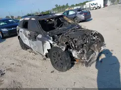 SALYB2RX8JA735662 2018 LAND ROVER RANGE ROVER VELAR