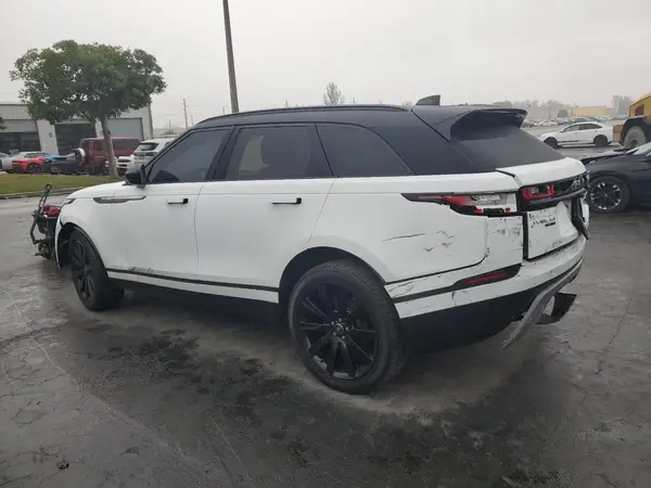 SALYB2RX9JA775829 2018 LAND ROVER RANGE ROVER - Image 2