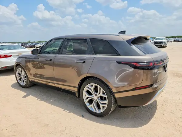 SALYC2RV8JA702723 2018 LAND ROVER RANGE ROVER VELAR - Image 2