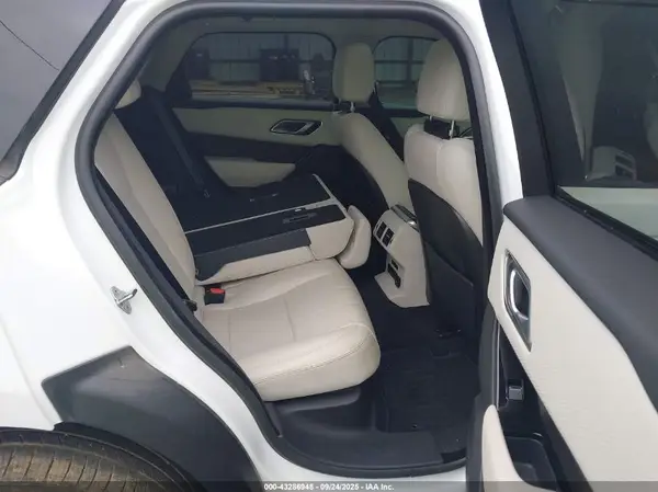 SALYJ2EX1MA310216 2021 LAND ROVER RANGE ROVER VELAR - Image 8