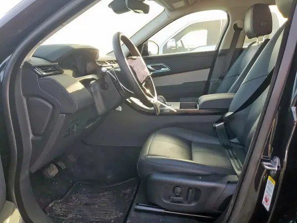 2024 LAND ROVER RANGE ROVER VELAR auction photo 7