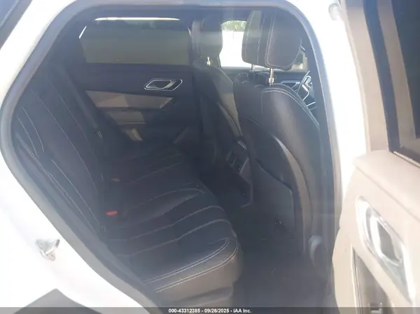 SALYJ2EXXMA309713 2021 LAND ROVER RANGE ROVER VELAR - Image 8