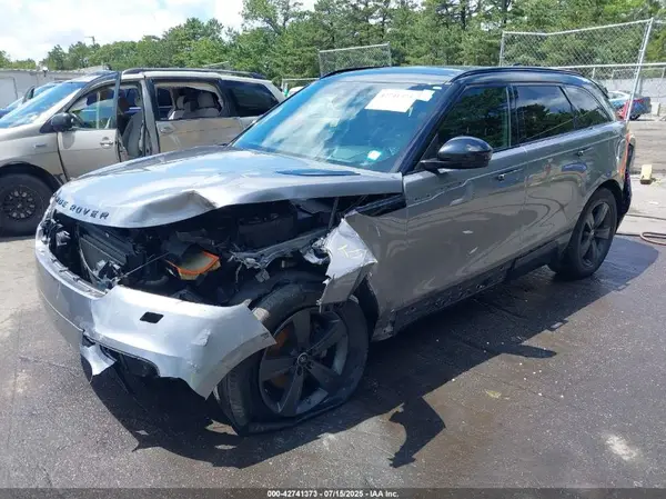 SALYK2EX4LA274274 2020 LAND ROVER RANGE ROVER VELAR - Image 2