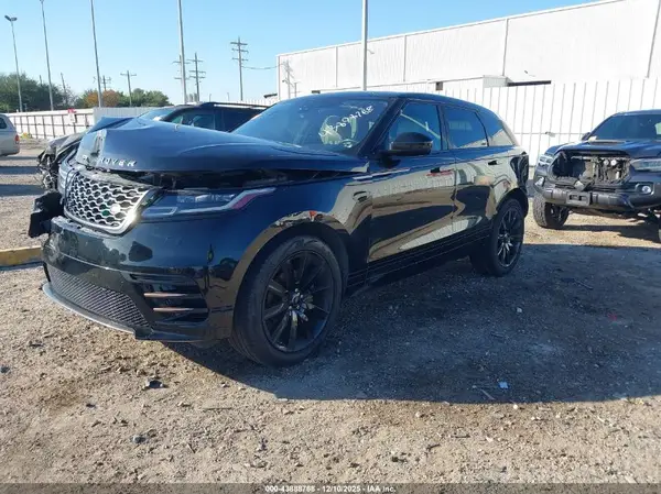 SALYK2EXXLA243370 2020 LAND ROVER RANGE ROVER VELAR - Image 2
