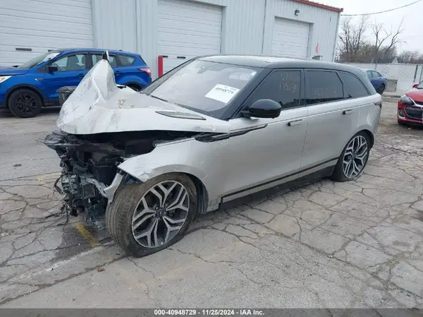 SALYL2EV7KA795130 2019 LAND ROVER RANGE ROVER VELAR - Image 2